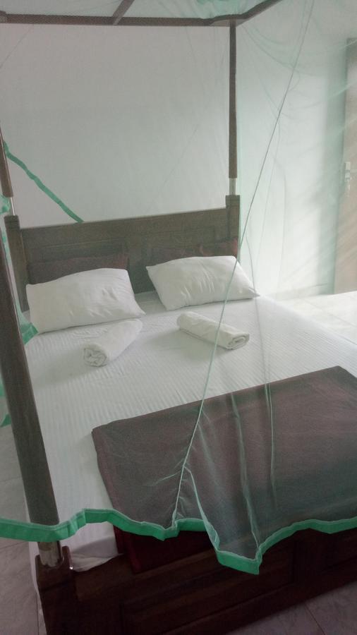 Pearl City Hotel 티사마하라마 외부 사진