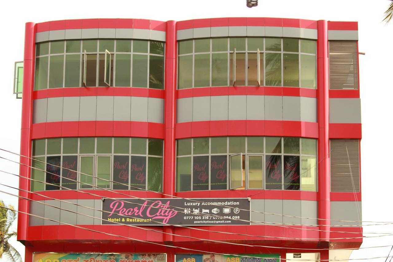 Pearl City Hotel 티사마하라마 외부 사진