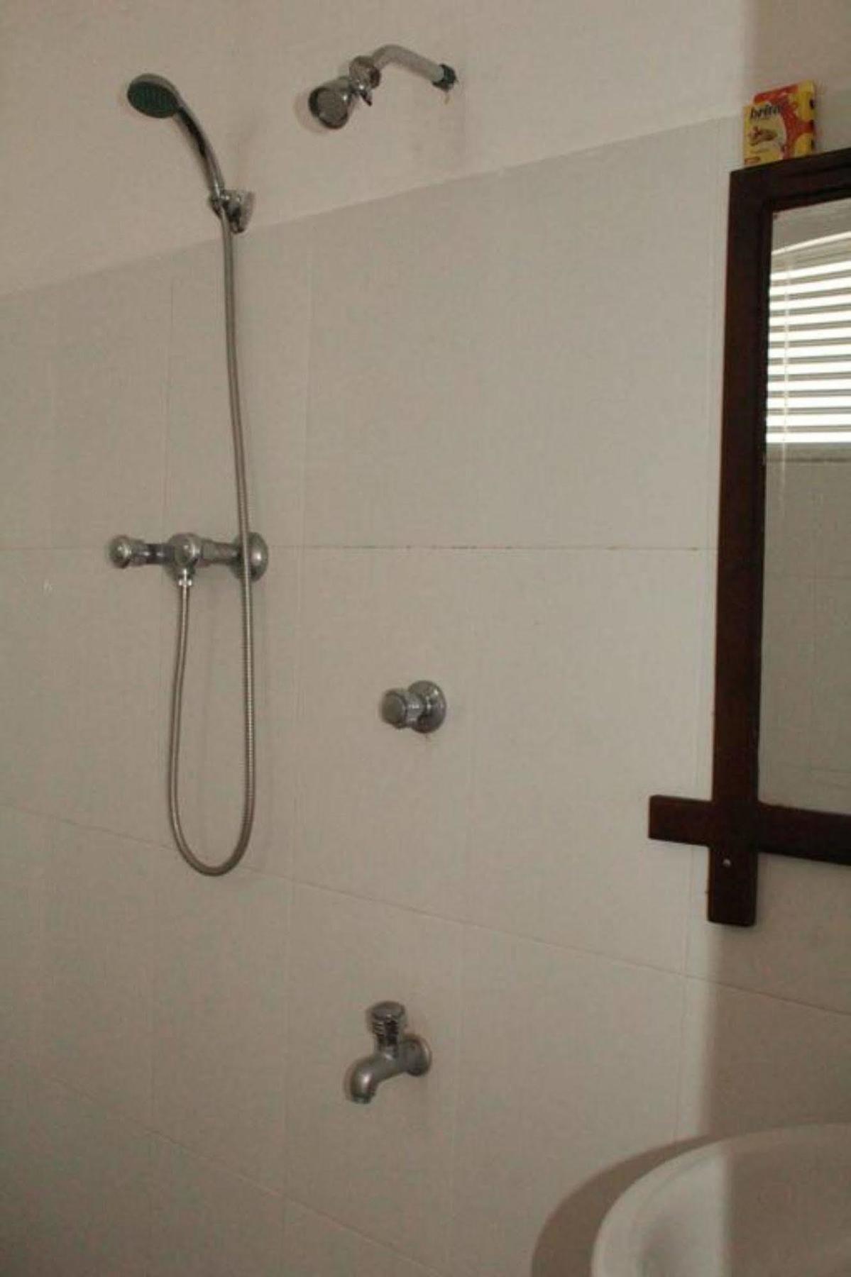 Pearl City Hotel 티사마하라마 외부 사진